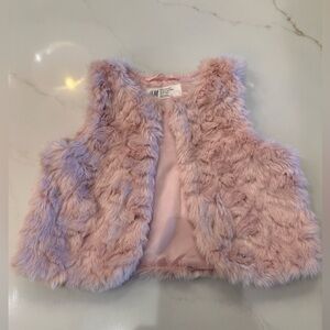 Baby H&M pink faux fur vest, size 1.5-2 years